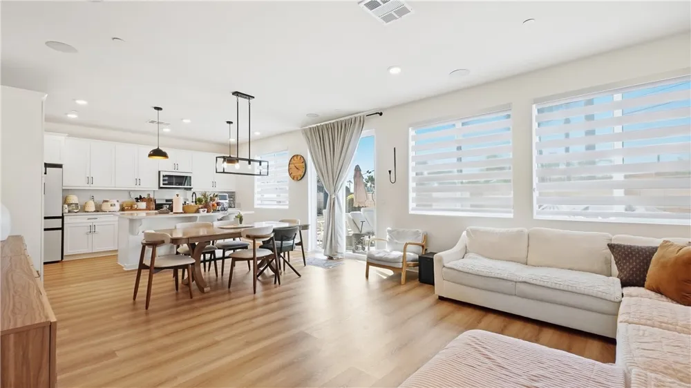 889 Campbell Pomona, CA 91768