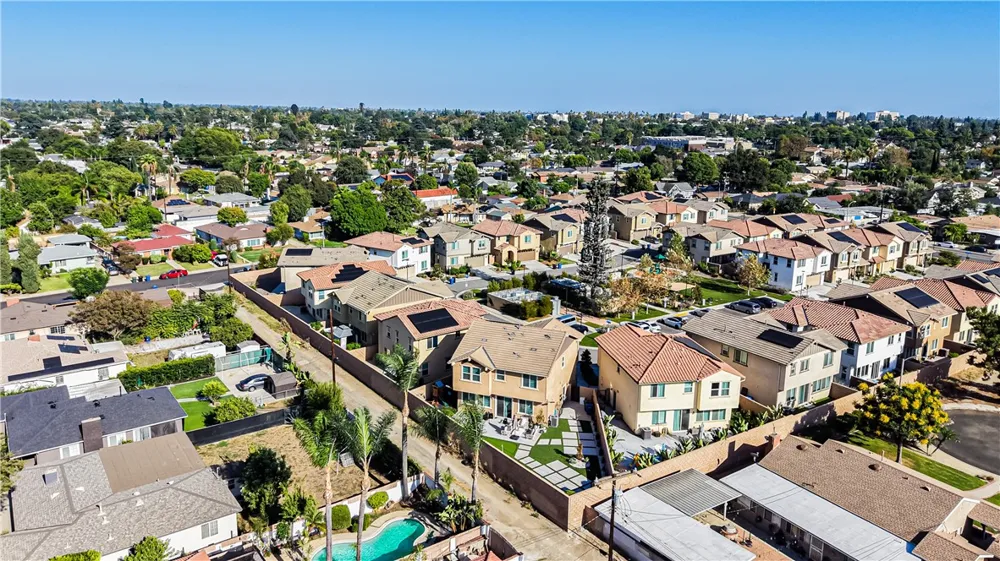 889 Campbell Pomona, CA 91768