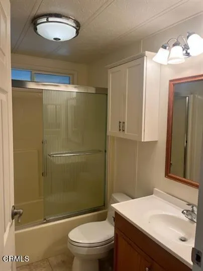 1220 Johnson Drive #4 Ventura, CA 93003
