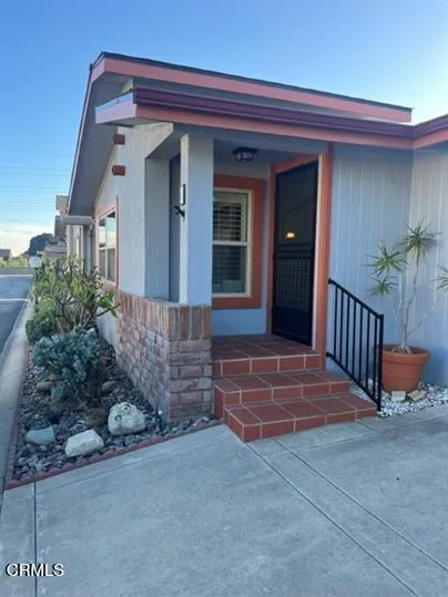 1220 Johnson Drive #4