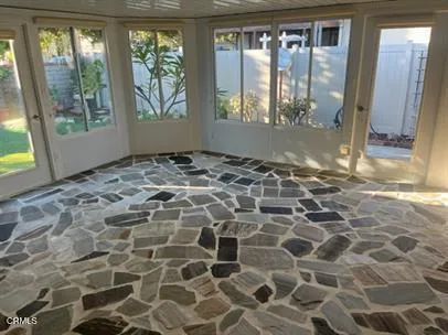 1220 Johnson Drive #4 Ventura, CA 93003