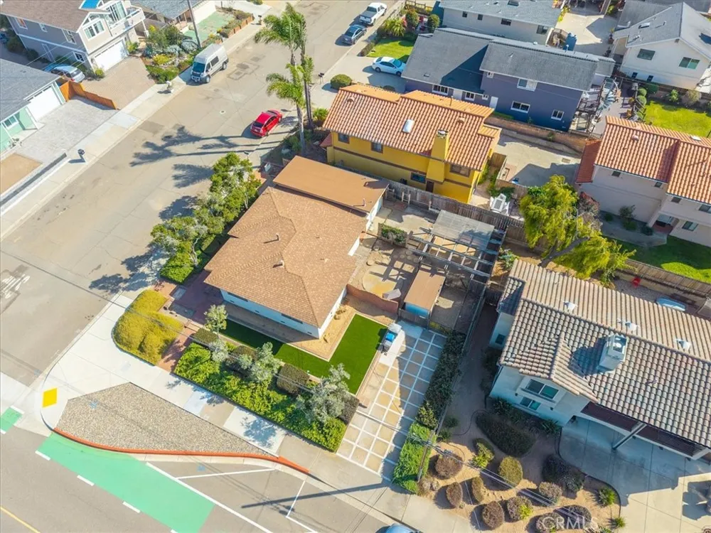 381 N 6th Grover Beach, CA 93433