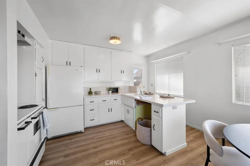 381 N 6th Grover Beach, CA 93433