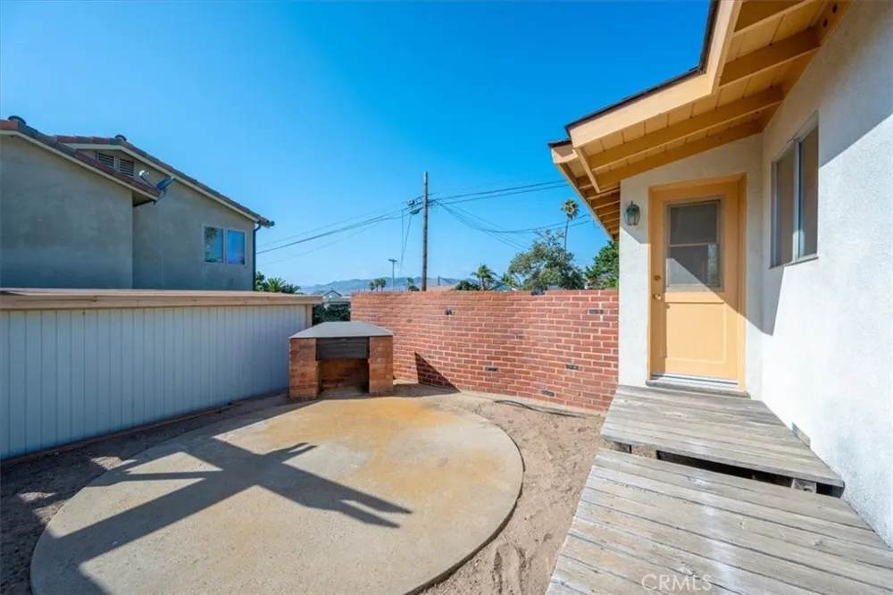 381 N 6th Grover Beach, CA 93433