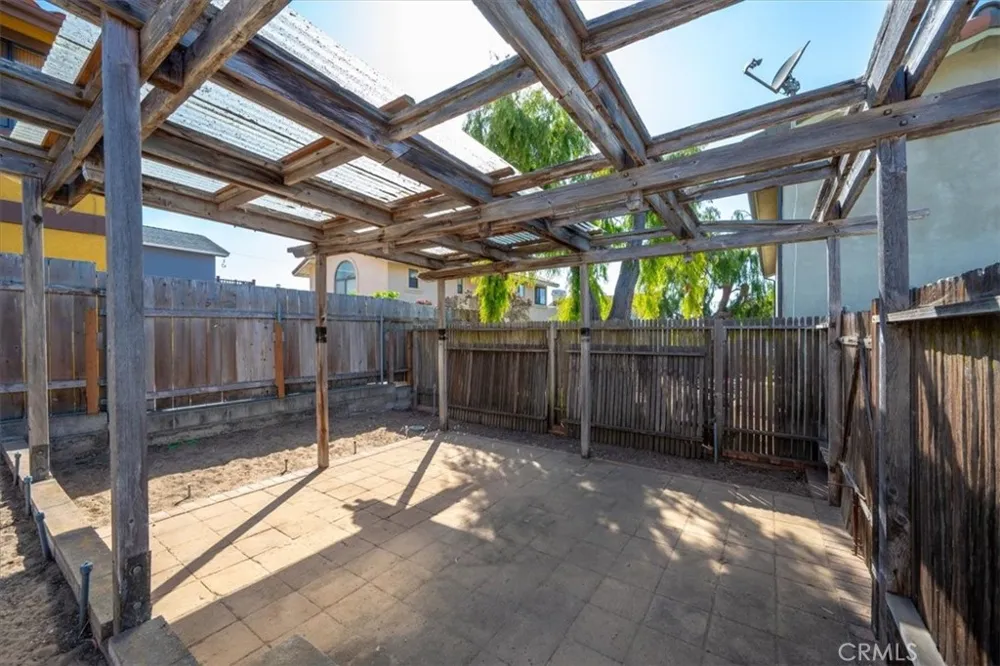 381 N 6th Grover Beach, CA 93433