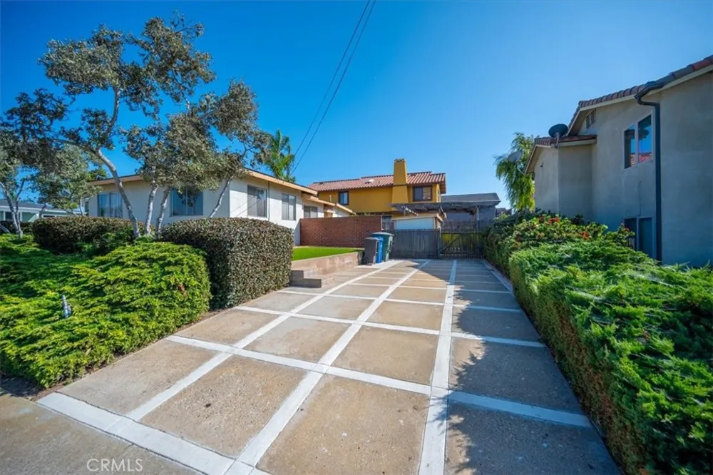 381 N 6th Grover Beach, CA 93433