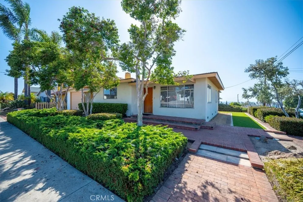 381 N 6th Grover Beach, CA 93433