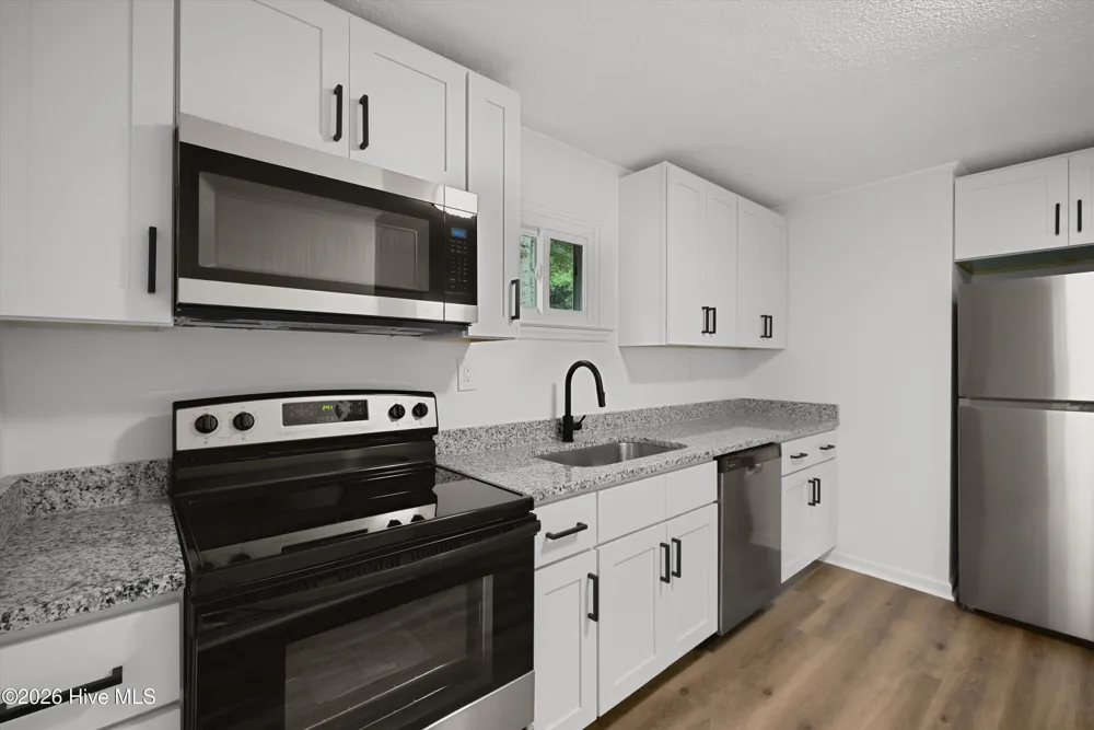 556 Starr Hinson Road Thomson, GA 30824