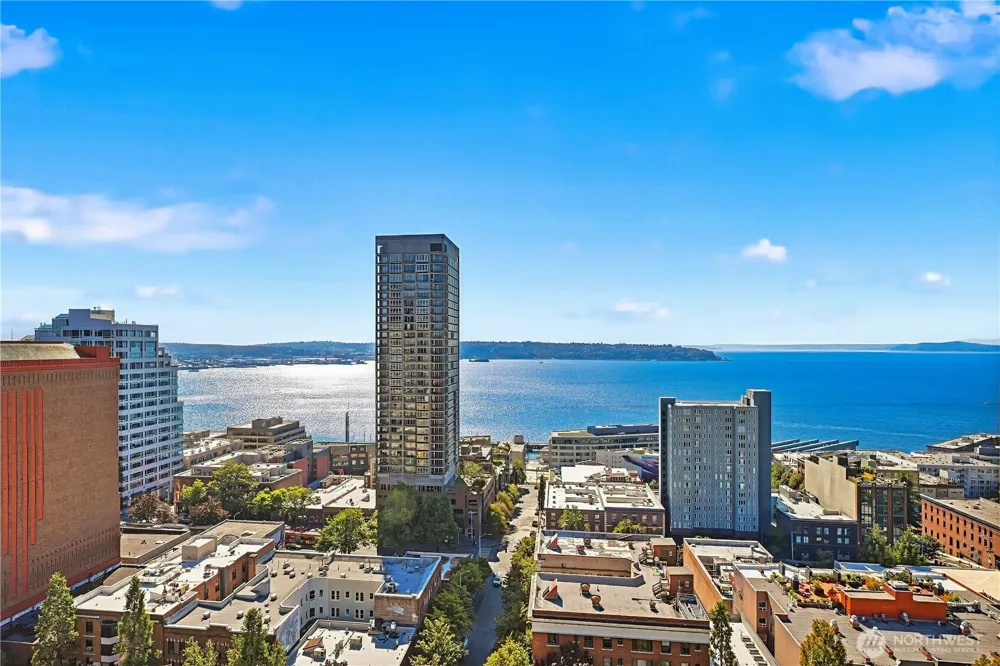 2201 3rd Avenue #2301 Seattle, WA 98121