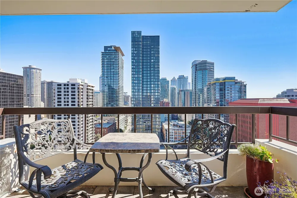 2201 3rd Avenue #2301 Seattle, WA 98121