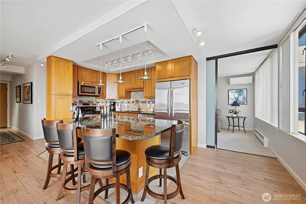 2201 3rd Avenue #2301 Seattle, WA 98121