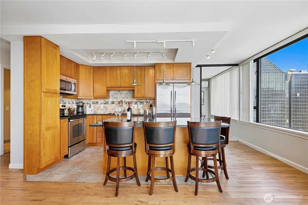 2201 3rd Avenue #2301 Seattle, WA 98121