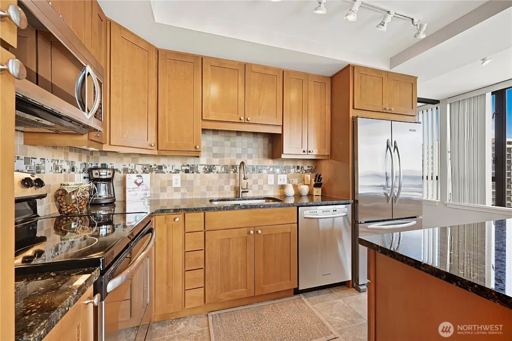 2201 3rd Avenue #2301 Seattle, WA 98121