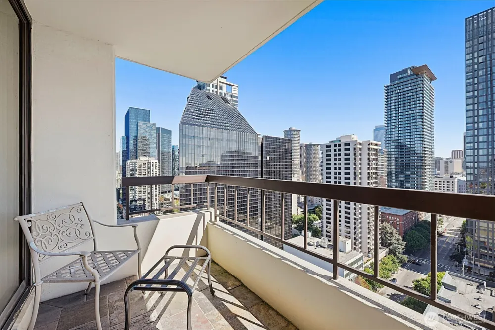 2201 3rd Avenue #2301 Seattle, WA 98121