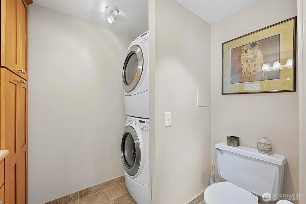 2201 3rd Avenue #2301 Seattle, WA 98121