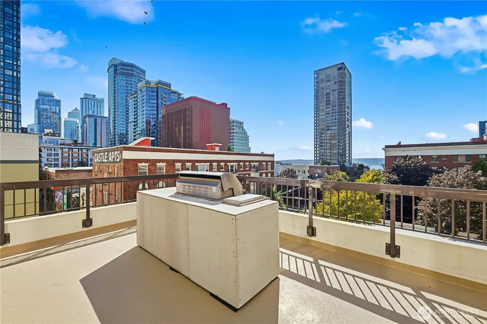 2201 3rd Avenue #2301 Seattle, WA 98121