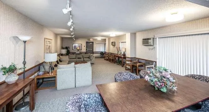 1111 Elway Street #203 Saint Paul, MN 55116