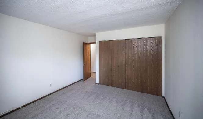 1111 Elway Street #203 Saint Paul, MN 55116