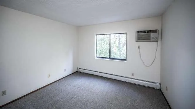 1111 Elway Street #203 Saint Paul, MN 55116