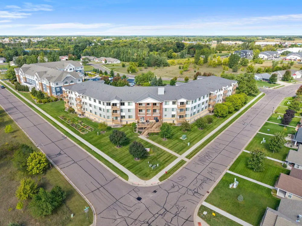 2155 6th Lane SE #204 Cambridge, MN 55008