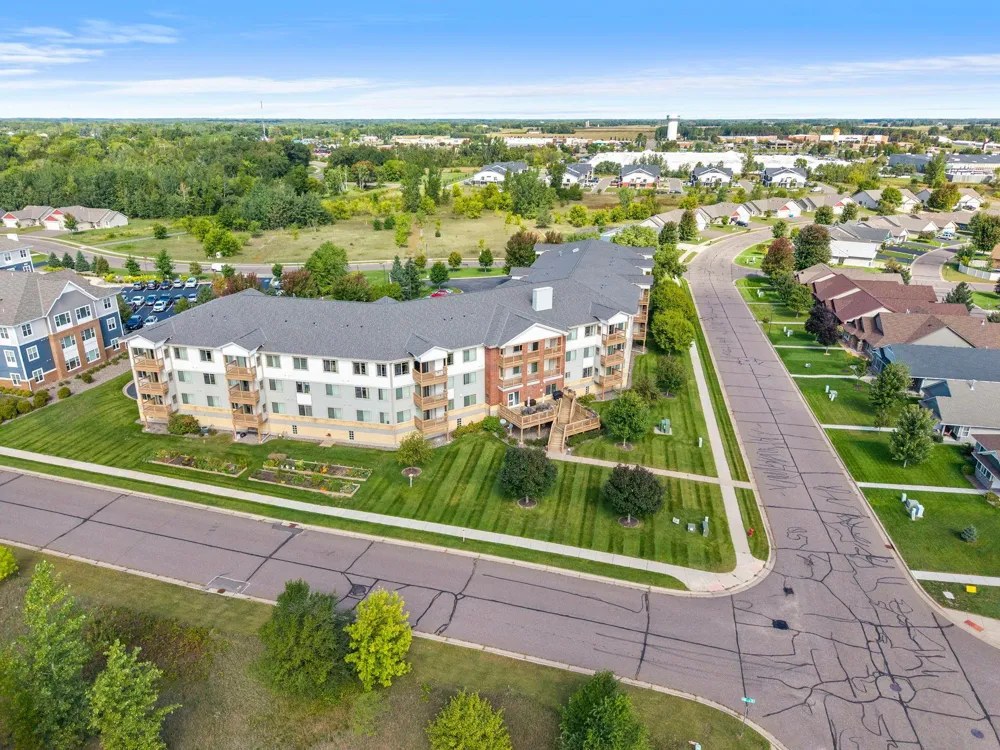 2155 6th Lane SE #204 Cambridge, MN 55008