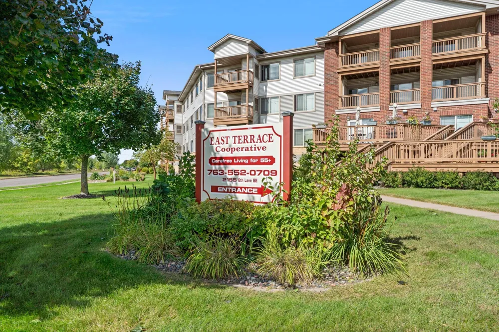 2155 6th Lane SE #204 Cambridge, MN 55008