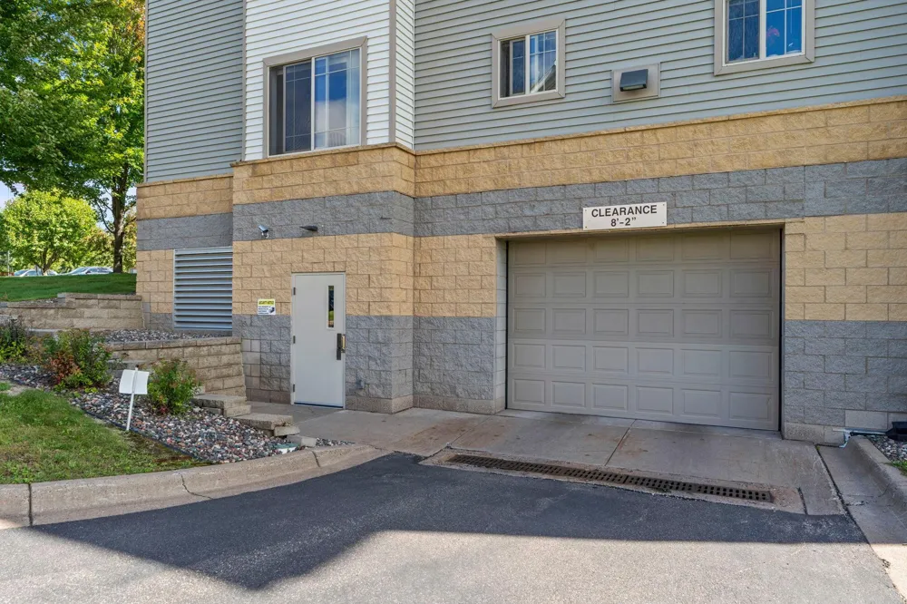 2155 6th Lane SE #204 Cambridge, MN 55008