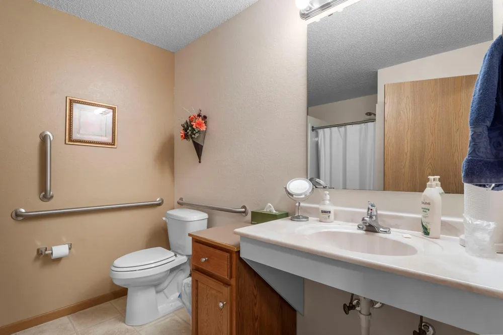 2155 6th Lane SE #204 Cambridge, MN 55008