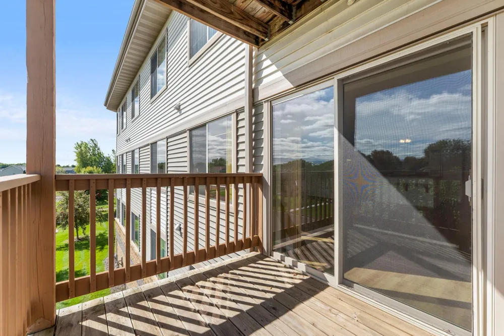 2155 6th Lane SE #204 Cambridge, MN 55008