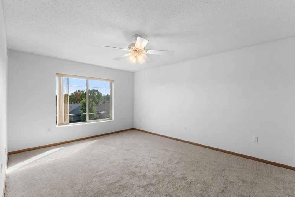 2155 6th Lane SE #204 Cambridge, MN 55008
