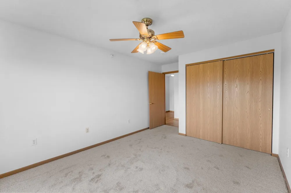 2155 6th Lane SE #204 Cambridge, MN 55008
