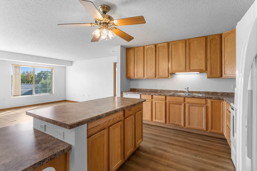 2155 6th Lane SE #204 Cambridge, MN 55008