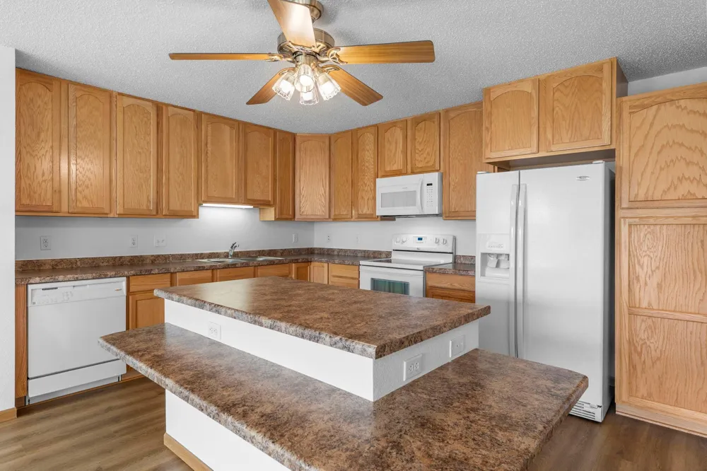 2155 6th Lane SE #204 Cambridge, MN 55008