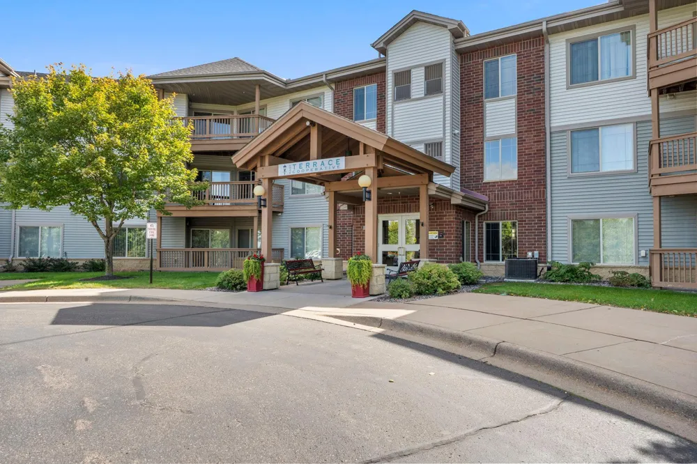 2155 6th Lane SE #204 Cambridge, MN 55008