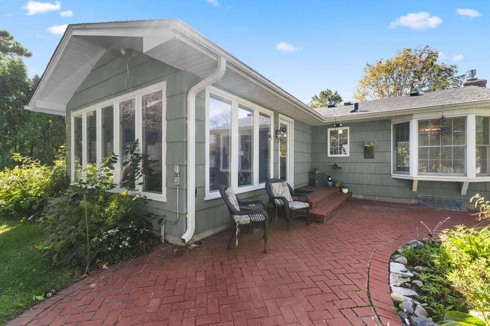 3990 Hazel Street White Bear Lake, MN 55110