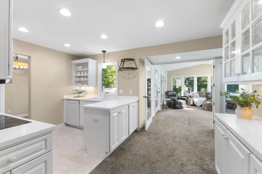 3990 Hazel Street White Bear Lake, MN 55110