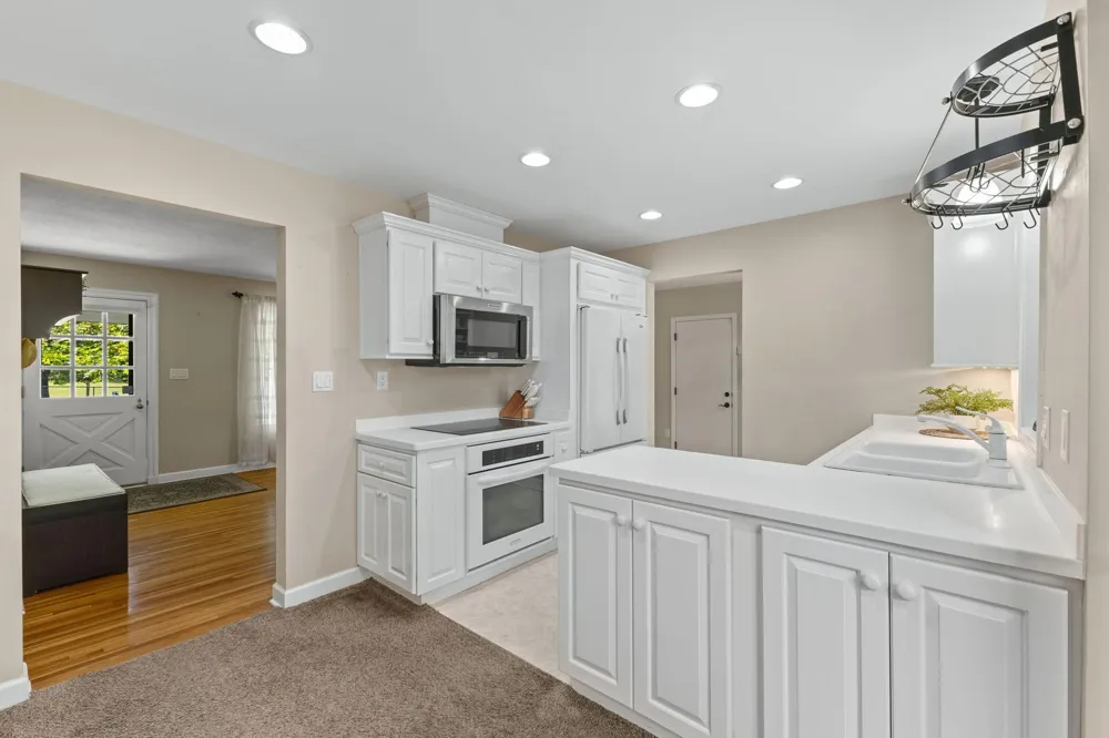 3990 Hazel Street White Bear Lake, MN 55110