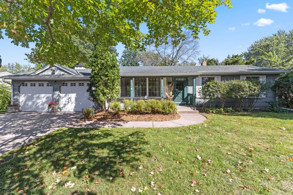 3990 Hazel Street White Bear Lake, MN 55110