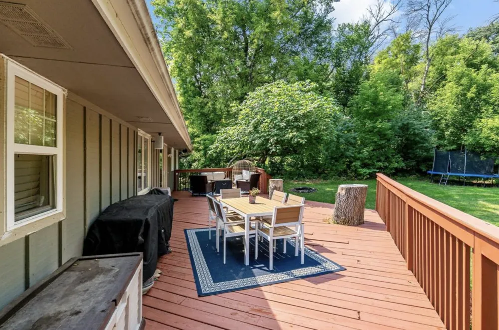 12708 Parkwood Drive Burnsville, MN 55337