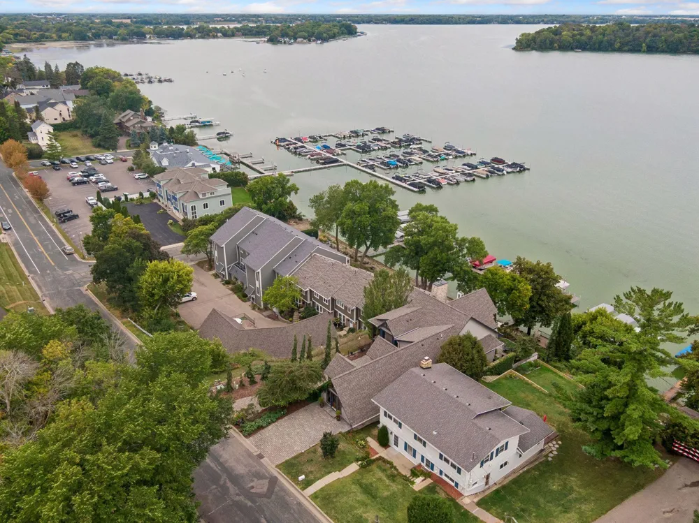 432 E Lake Street Waconia, MN 55387