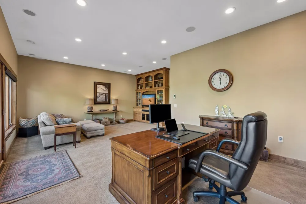 432 E Lake Street Waconia, MN 55387