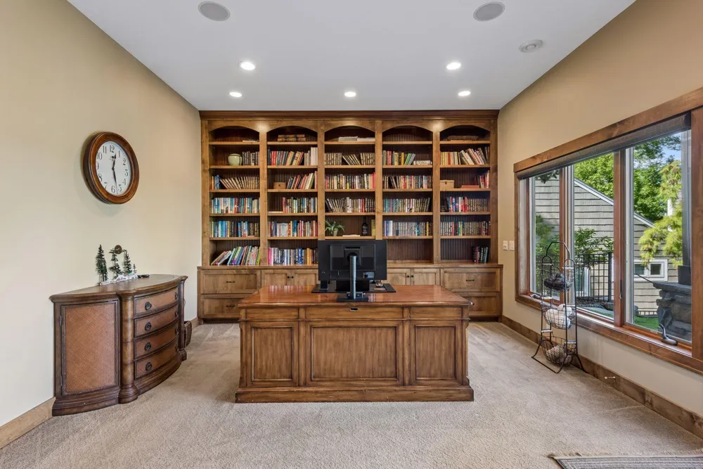 432 E Lake Street Waconia, MN 55387
