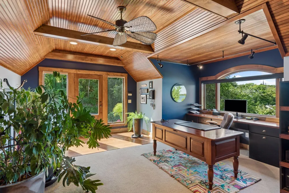 432 E Lake Street Waconia, MN 55387