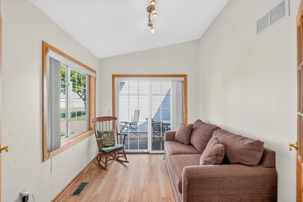 4139 Ruby Lane #74 Eagan, MN 55122