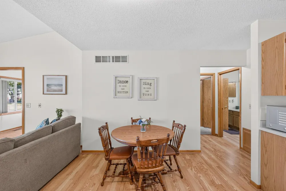 4139 Ruby Lane #74 Eagan, MN 55122
