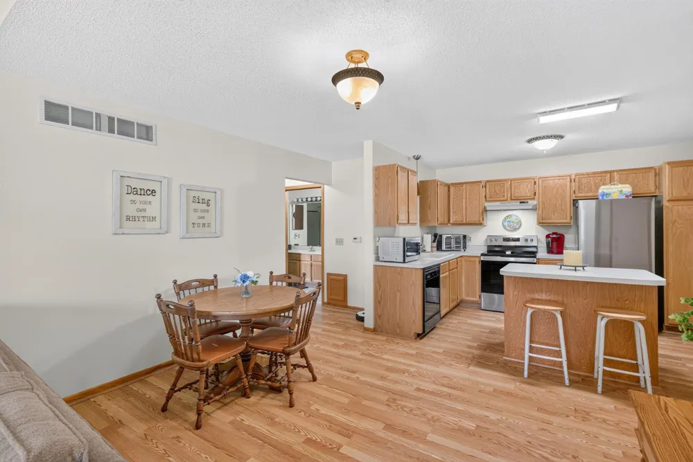 4139 Ruby Lane #74 Eagan, MN 55122