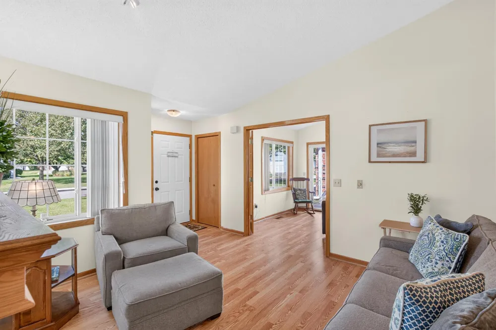 4139 Ruby Lane #74 Eagan, MN 55122