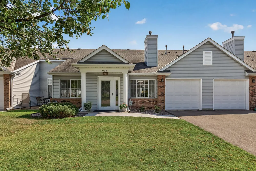 4139 Ruby Lane #74 Eagan, MN 55122