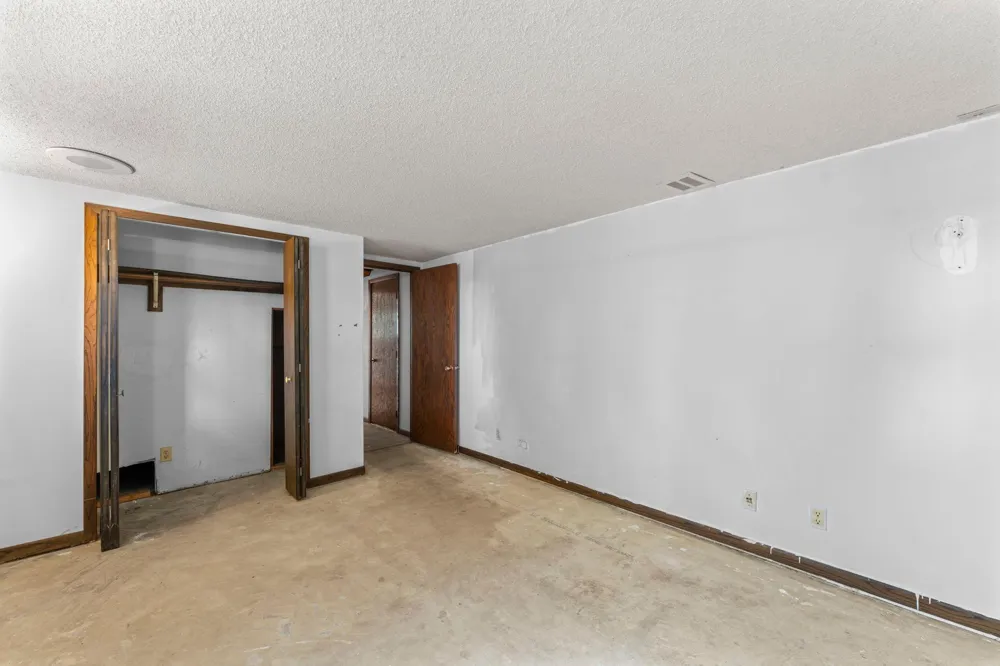 324 11th Avenue SW Cambridge, MN 55008