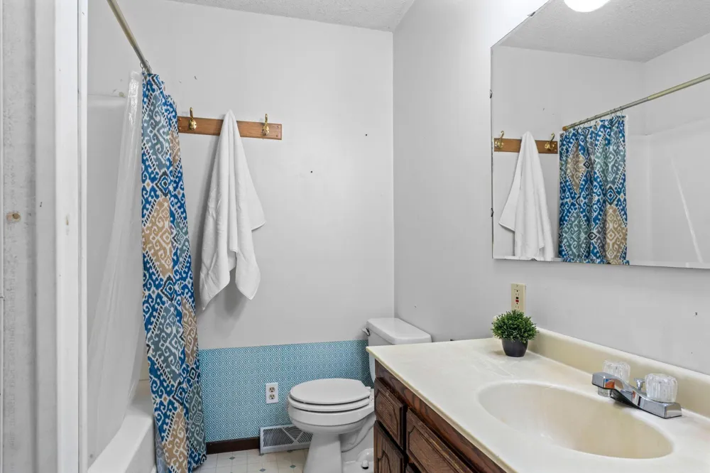 324 11th Avenue SW Cambridge, MN 55008